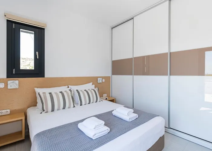 Veta With Private Swimming Pool *