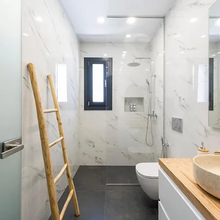 Veta With Private Swimming Pool * Angairiá